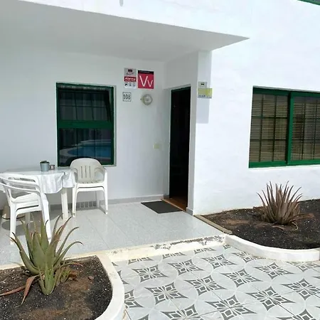 2 Bedrooms At 500 M Away From The Beach With Shared Pool And Enclosed Garden * Tías
